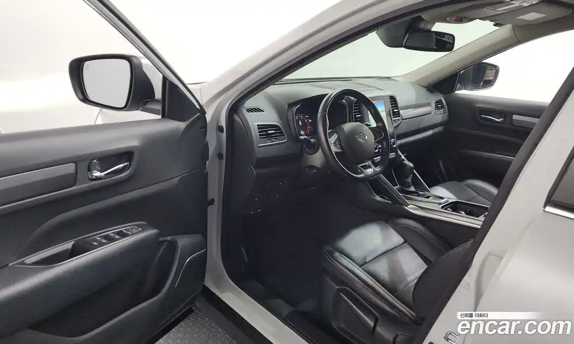 Renault QM6 2023 2.0 Автомат в Москве № 761784, фото 10