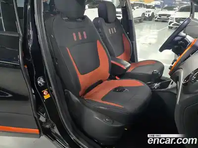 Renault QM3 2014 1.5 Автомат в Москве № 762049, миниатюра 11