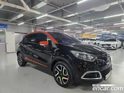 Renault QM3 2014 1.5 Автомат в Москве № 762049, миниатюра 2