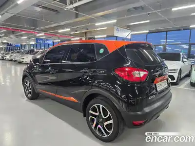 Renault QM3 2014 1.5 Автомат в Москве № 762049, миниатюра 4