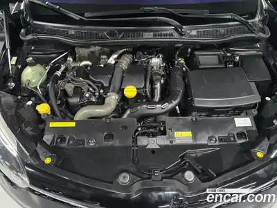 Renault QM3 2014 1.5 Автомат в Москве № 762049, миниатюра 6