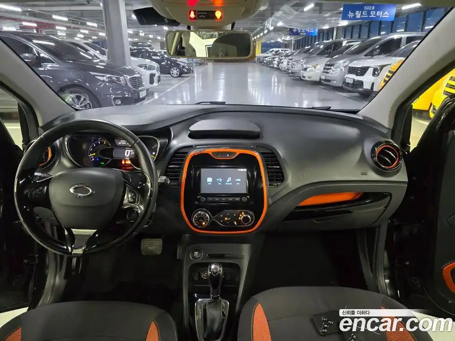 Renault QM3 2014 1.5 Автомат в Москве № 762049, фото 7