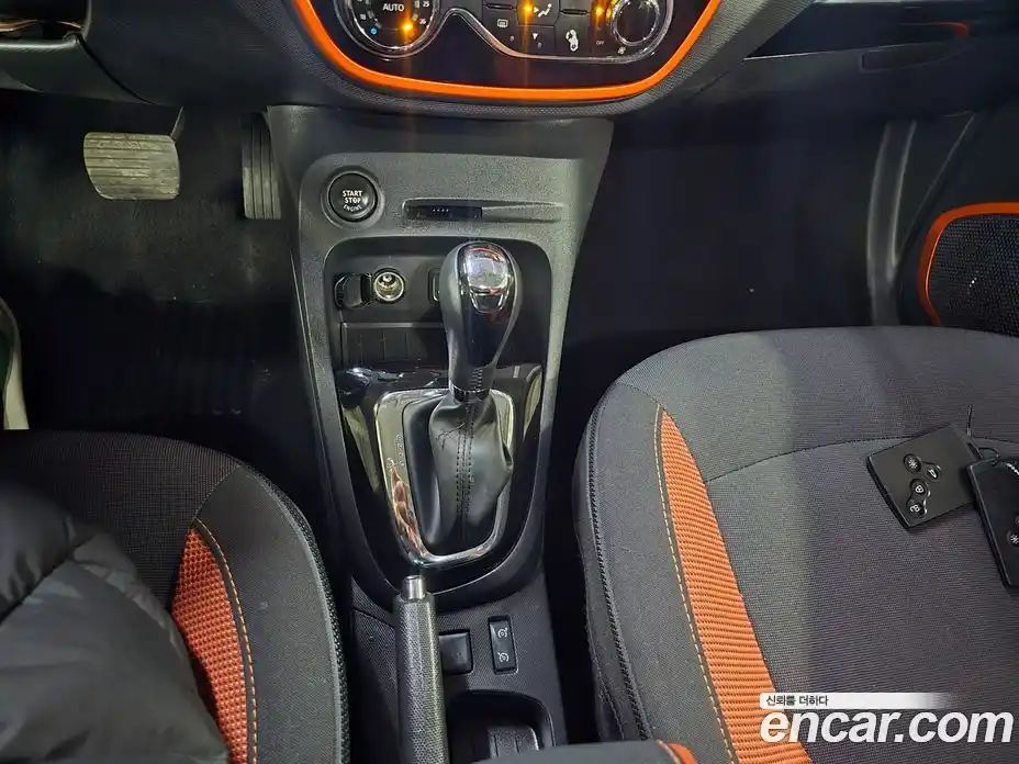 Renault QM3 2014 1.5 Автомат в Москве № 762049, фото 9