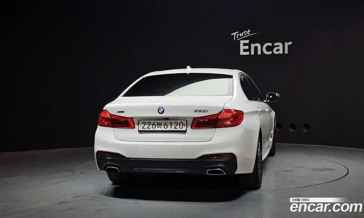 BMW 5-Series 2020 2.0 Автомат в Москве № 763369, фото 4