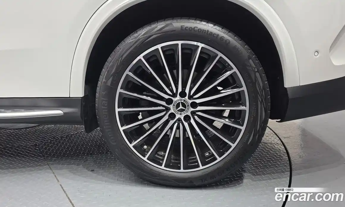 Mercedes-Benz GLC-Class 2025 2.0 Автомат в Москве № 763622, фото 5