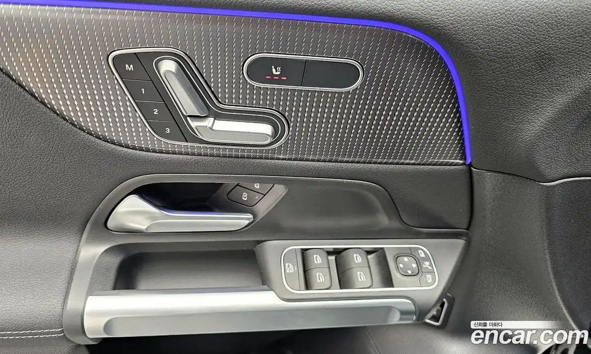 Mercedes-Benz EQB 2023 0.2 Автомат в Москве № 763711, фото 14