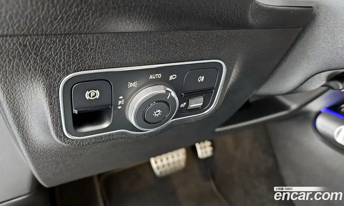 Mercedes-Benz EQB 2023 0.2 Автомат в Москве № 763711, фото 15