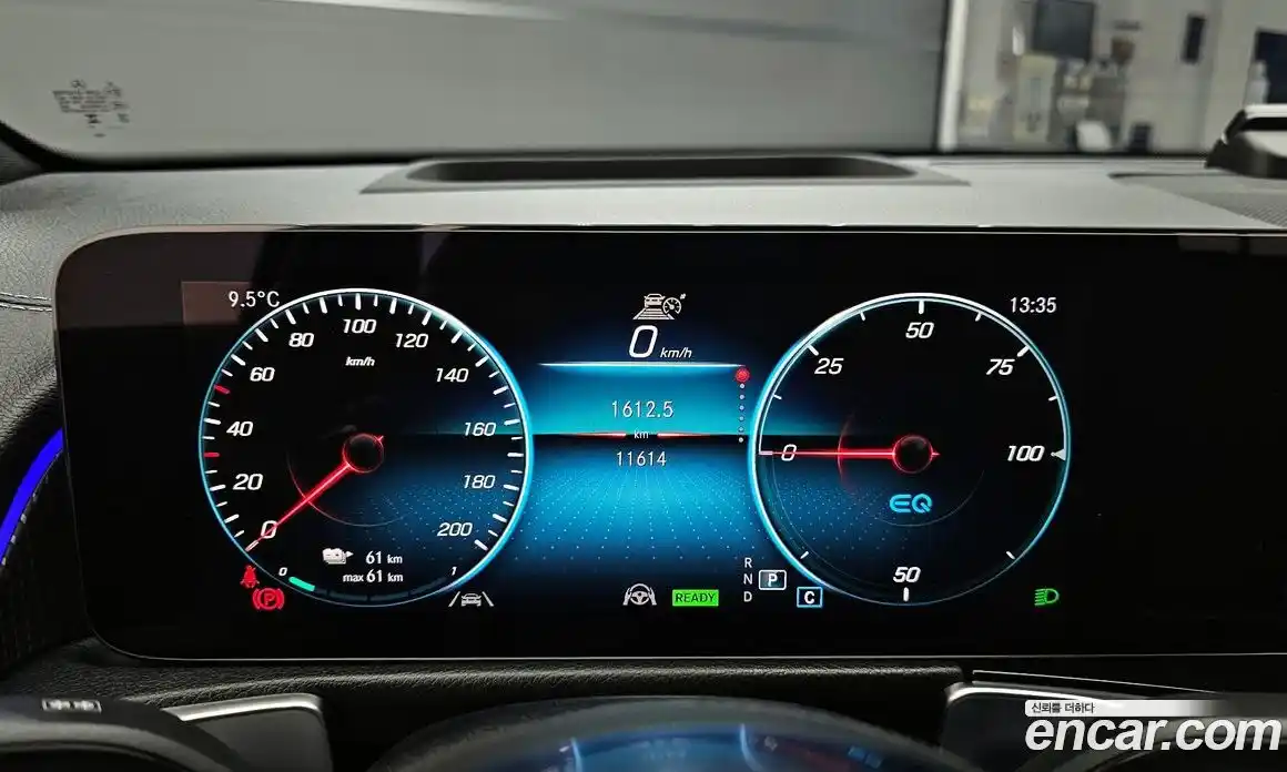 Mercedes-Benz EQB 2023 0.2 Автомат в Москве № 763711, фото 8