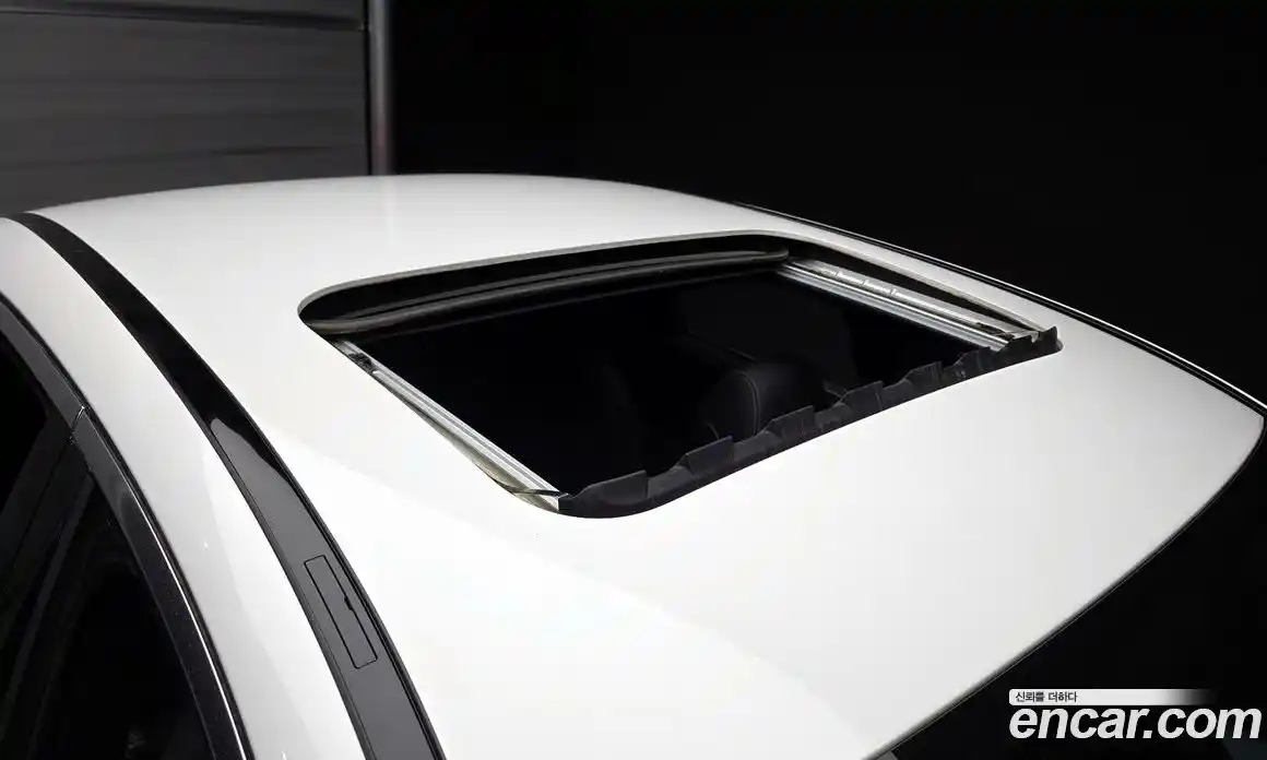 Mercedes-Benz E-Class 2022 2.0 Автомат в Москве № 763730, фото 19