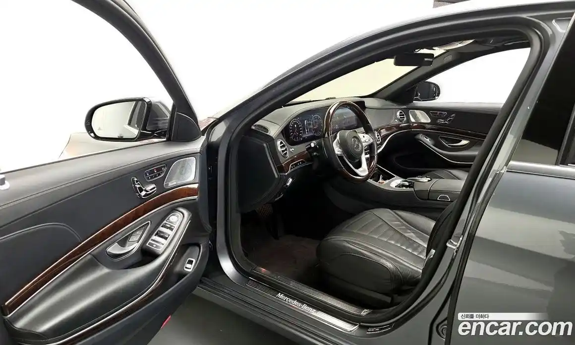 Mercedes-Benz S-Class 2020 4.0 Автомат в Москве № 763844, фото 10