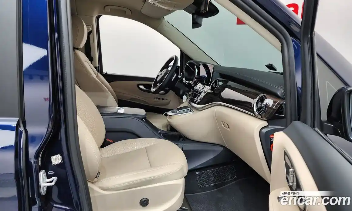 Mercedes-Benz V-Class 2022 1.9 Автомат в Москве № 763849, фото 11