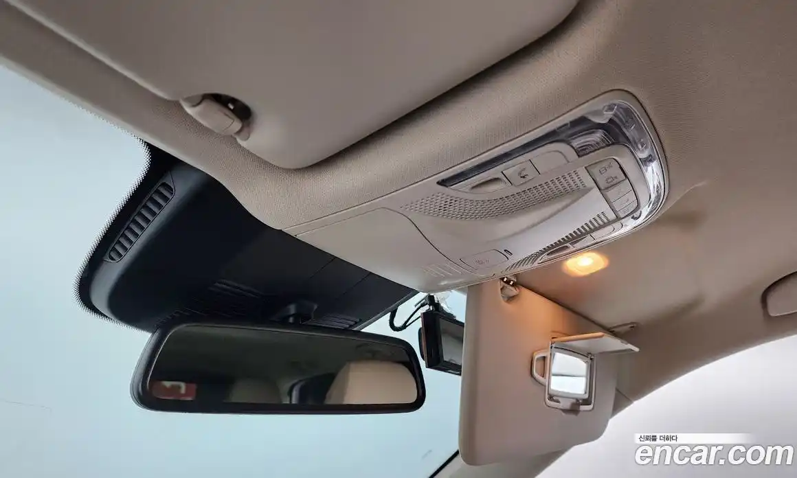 Mercedes-Benz V-Class 2022 1.9 Автомат в Москве № 763849, фото 17