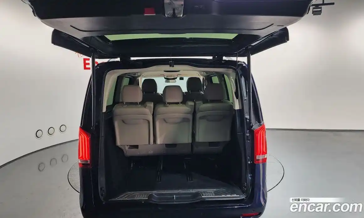 Mercedes-Benz V-Class 2022 1.9 Автомат в Москве № 763849, фото 20