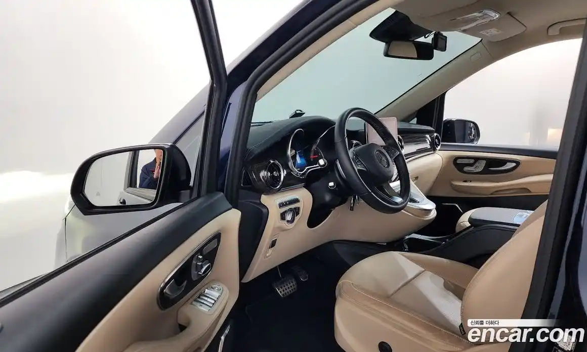 Mercedes-Benz V-Class 2022 1.9 Автомат в Москве № 763849, фото 10