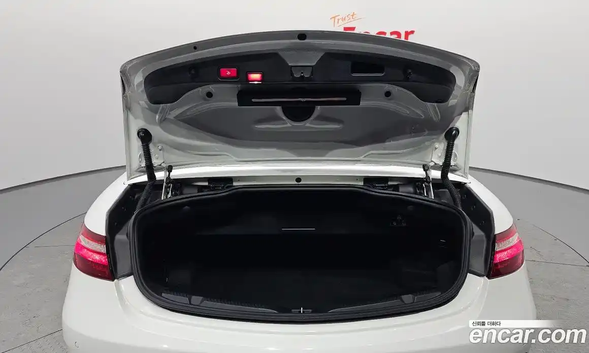 Mercedes-Benz E-Class 2018 1.9 Автомат в Москве № 764465, фото 19