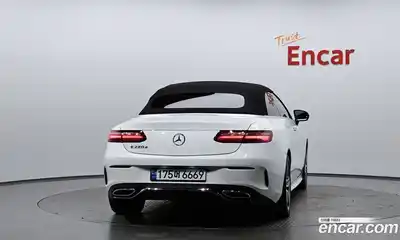 Mercedes-Benz E-Class 2018 1.9 Автомат в Москве № 764465, миниатюра 3