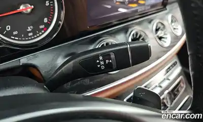 Mercedes-Benz E-Class 2018 1.9 Автомат в Москве № 764465, миниатюра 8