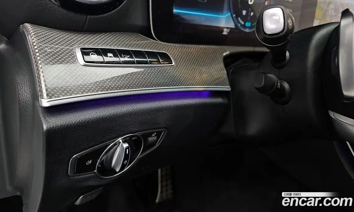 Mercedes-Benz E-Class 2019 2.0 Автомат в Москве № 764670, фото 14