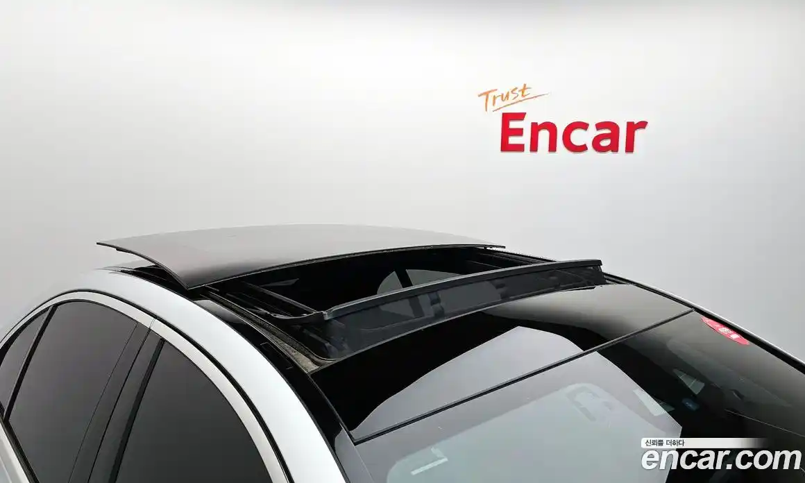 Mercedes-Benz E-Class 2019 2.0 Автомат в Москве № 764670, фото 20