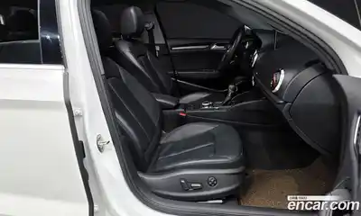 Audi A3 2018 2.0 Автомат в Москве № 764967, миниатюра 11