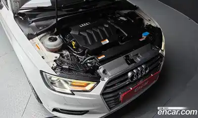 Audi A3 2018 2.0 Автомат в Москве № 764967, миниатюра 6