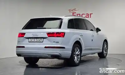 Audi Q7 2019 2.0 Автомат в Москве № 764991, миниатюра 2