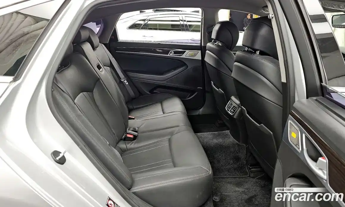 Genesis G80 2017 3.3 Автомат в Москве № 83284, фото 12