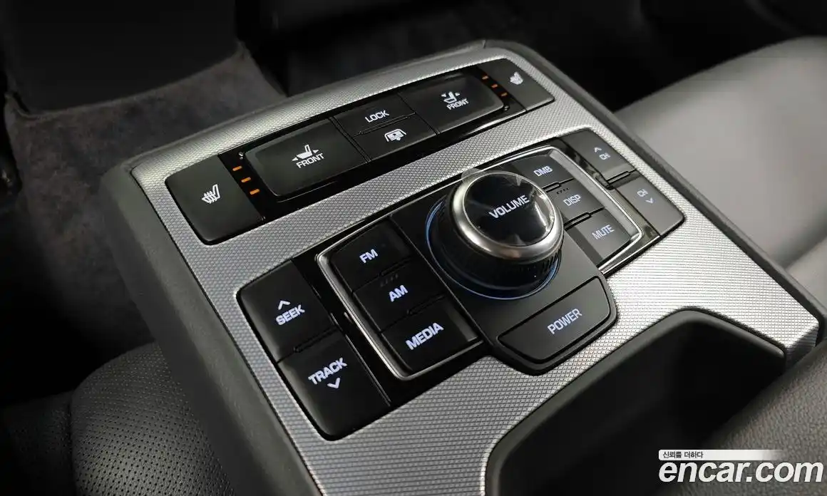 Genesis G80 2017 3.3 Автомат в Москве № 83284, фото 19