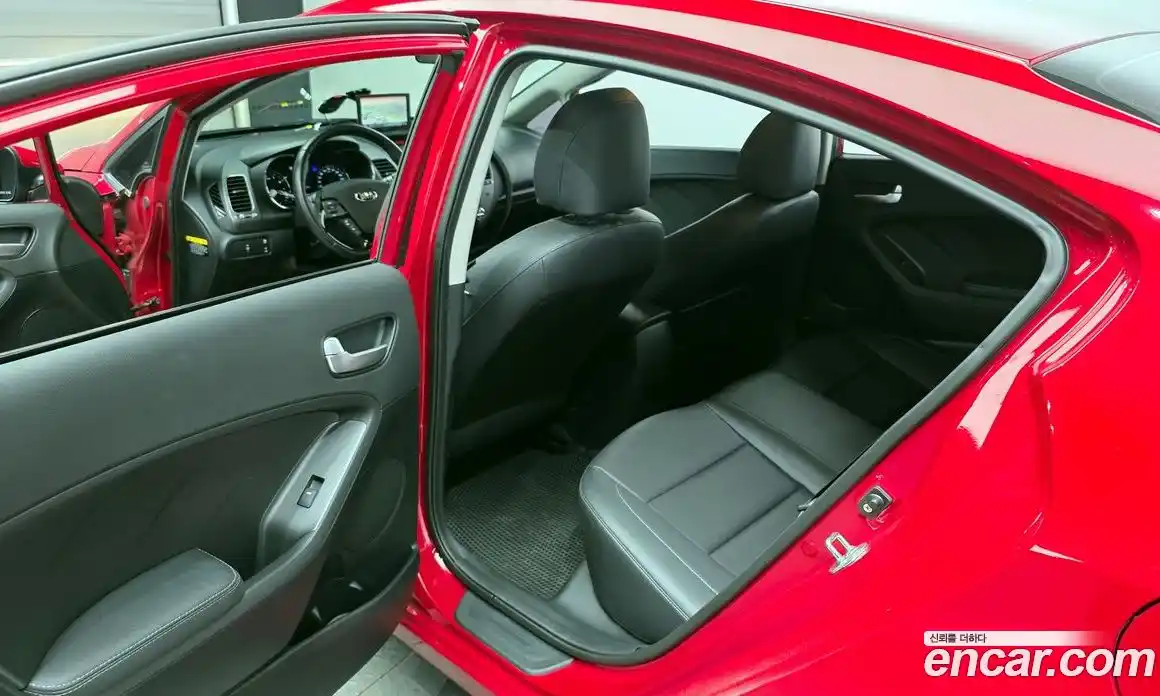 Kia K3 2016 1.6 Автомат в Москве № 124215, фото 11