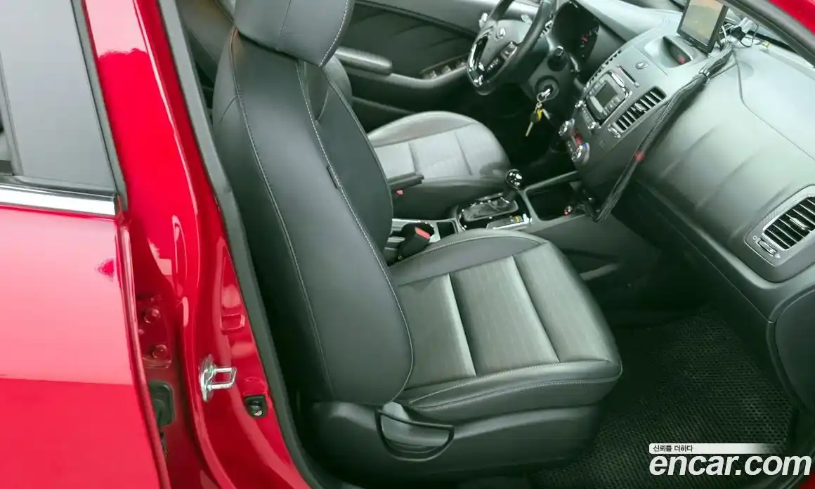 Kia K3 2016 1.6 Автомат в Москве № 124215, фото 12