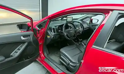 Kia K3 2016 1.6 Автомат в Москве № 124215, миниатюра 10