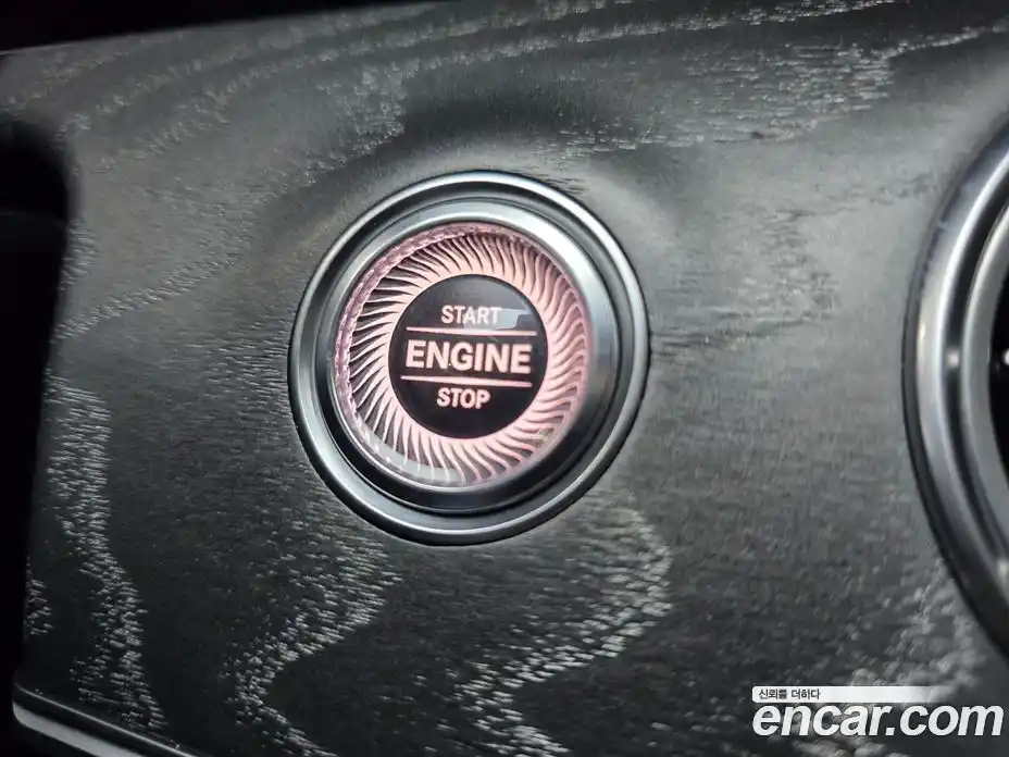 Mercedes-Benz E-Class 2020 2.0 Автомат в Москве № 161177, фото 12