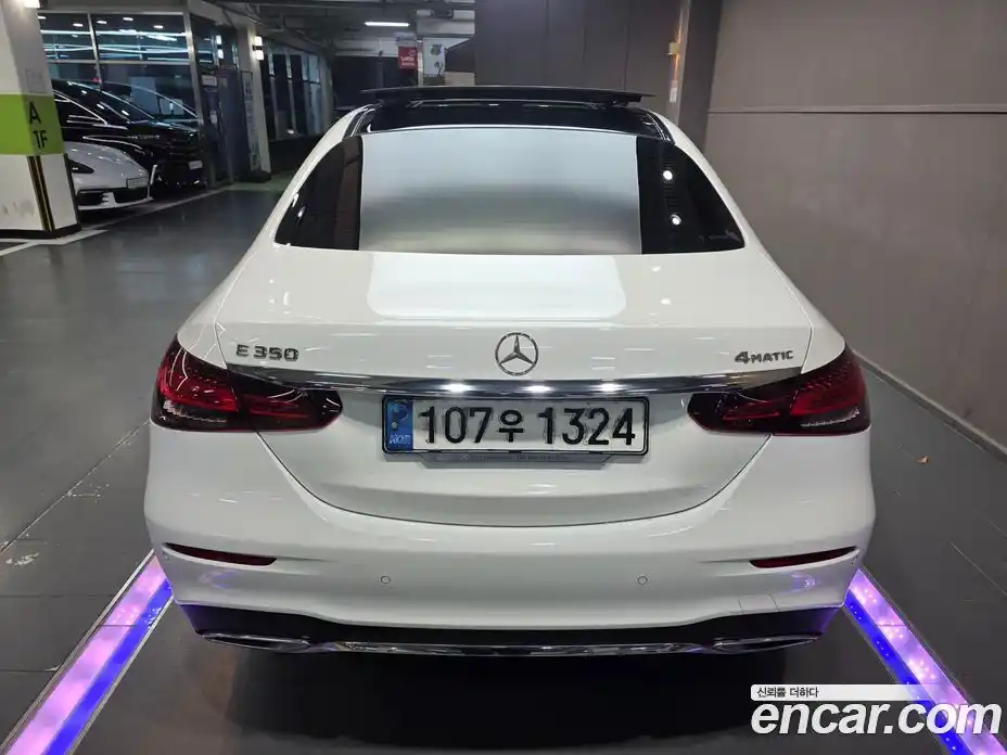Mercedes-Benz E-Class 2020 2.0 Автомат в Москве № 161177, фото 4