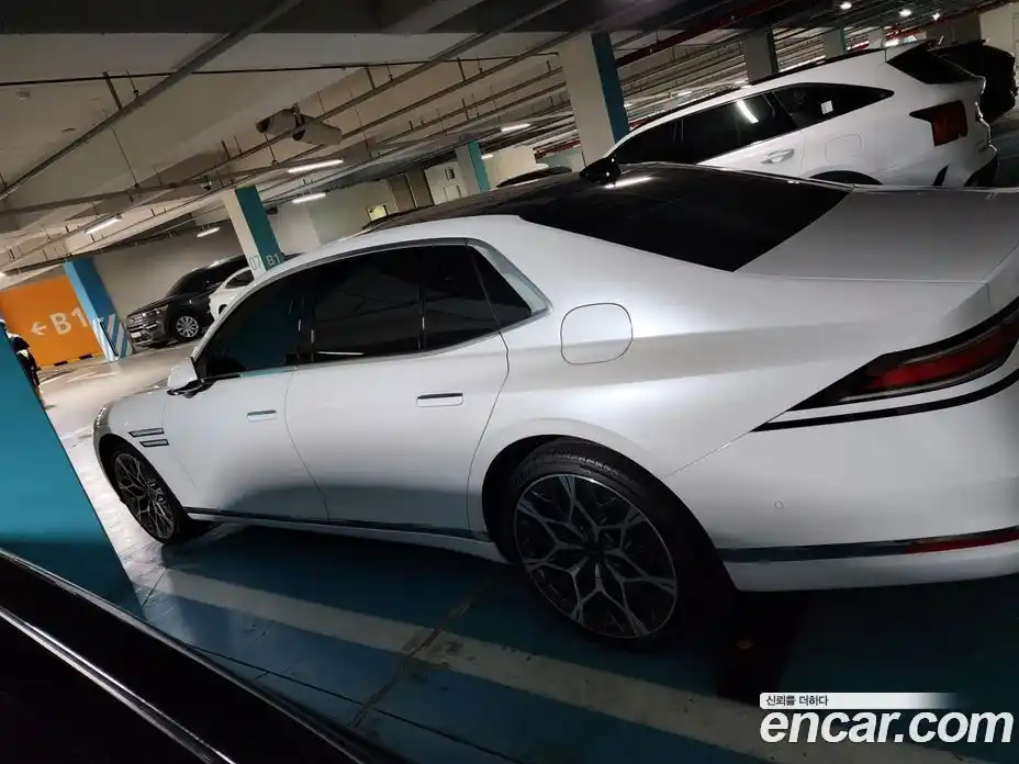 Genesis G90 2023 3.5 Автомат в Москве № 58852, фото 17