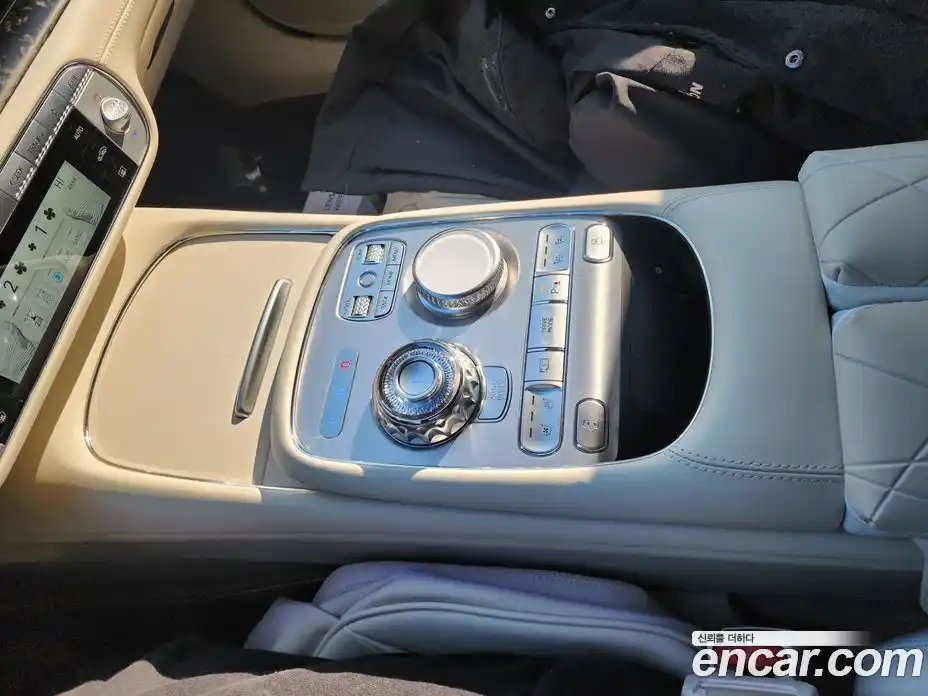 Genesis G90 2023 3.5 Автомат в Москве № 58852, фото 9