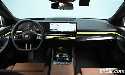 BMW 5-Series 2025 2.0 Автомат в Москве № 762314, миниатюра 7