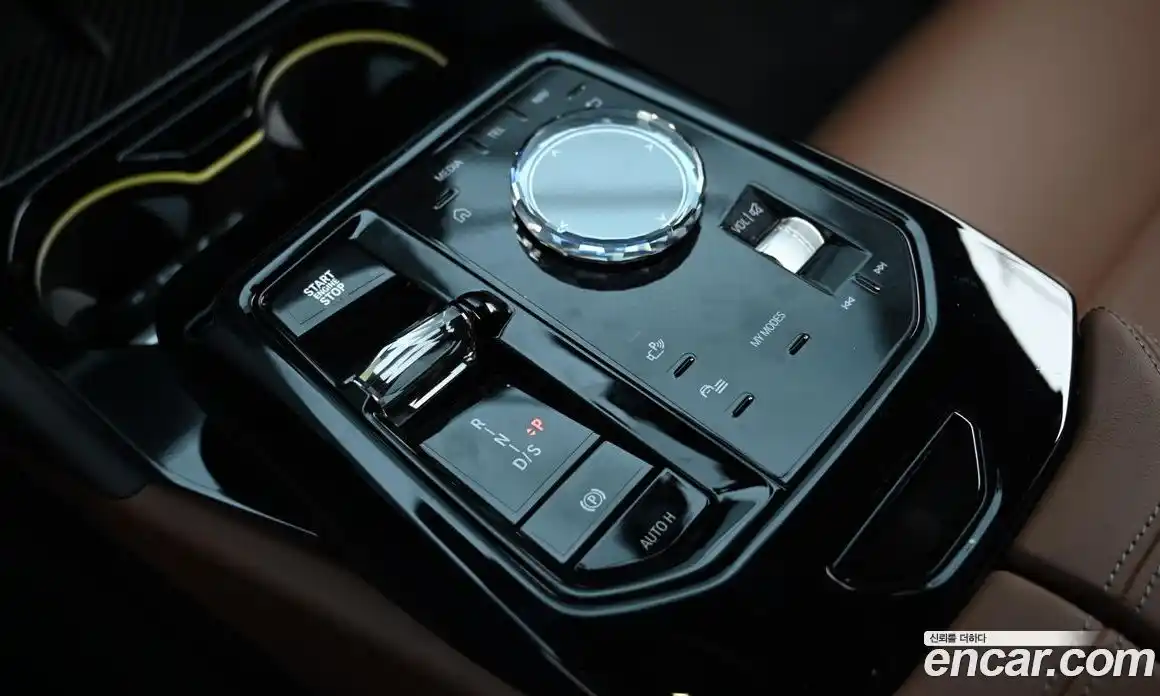 BMW 5-Series 2025 2.0 Автомат в Москве № 762314, фото 9