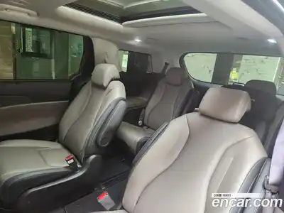 Kia Canival 2025 3.5 гидро в Москве № 123828, миниатюра 6