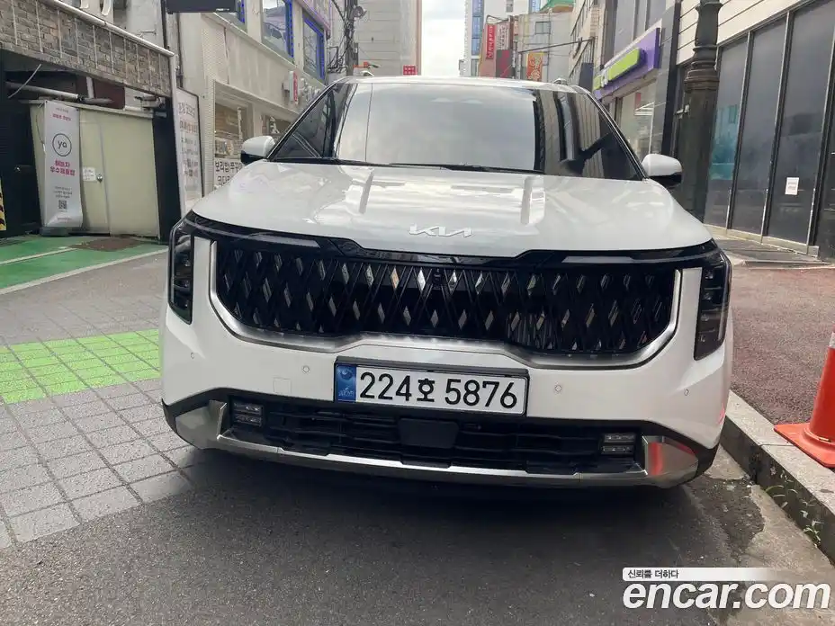 Kia Canival 2024 1.6 гидро в Москве № 12763, фото 3