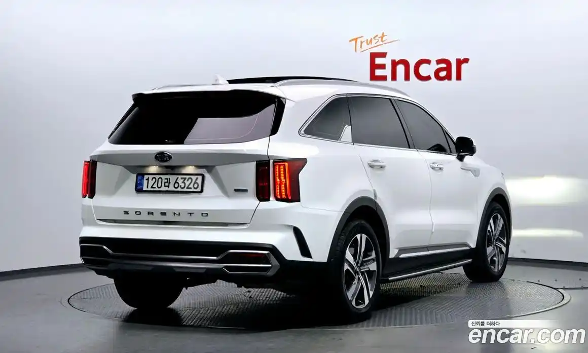 Kia Sorento 2021 1.6 Автомат в Москве № 13508, фото 2