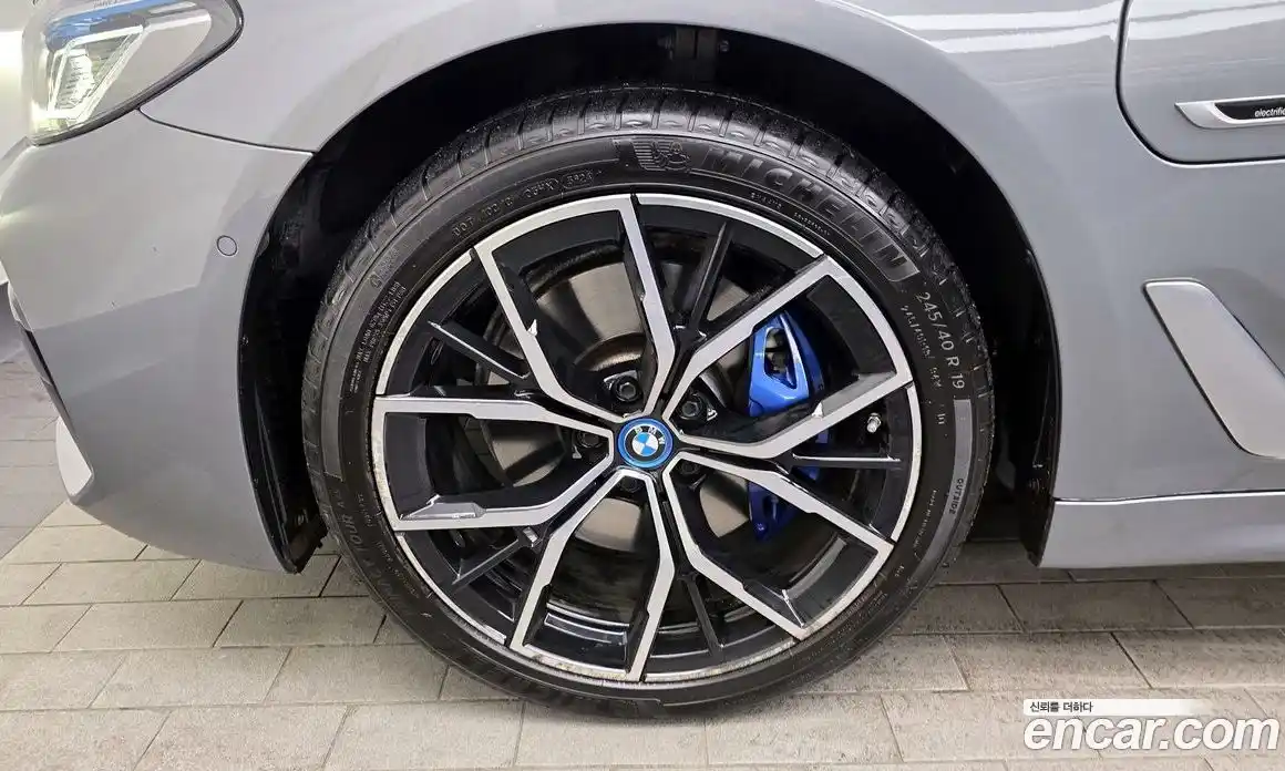 BMW 5-Series 2023 2.0 Автомат в Москве № 158407, фото 5