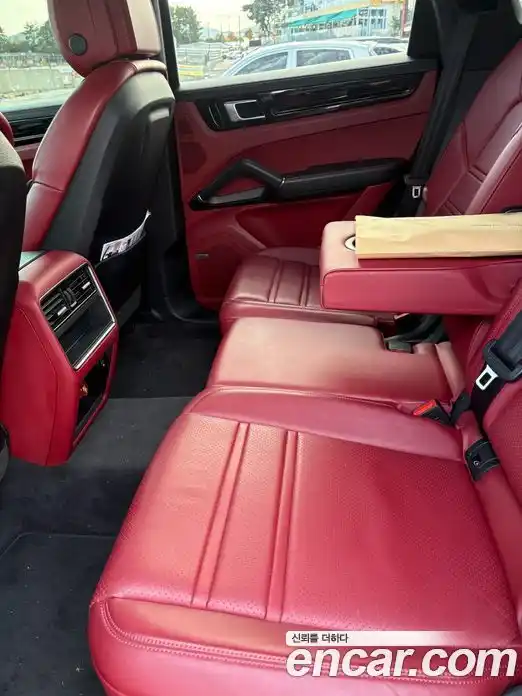 Porsche Cayenne 2019 3.0 Автомат в Москве № 165840, фото 11