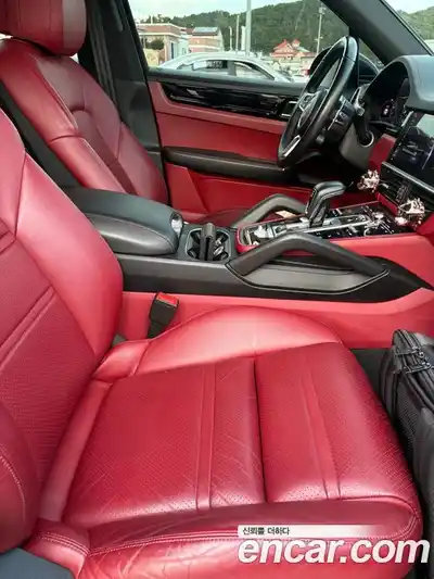 Porsche Cayenne 2019 3.0 Автомат в Москве № 165840, миниатюра 10