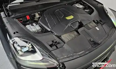 Porsche Cayenne 2022 3.0 Автомат в Москве № 197410, миниатюра 6