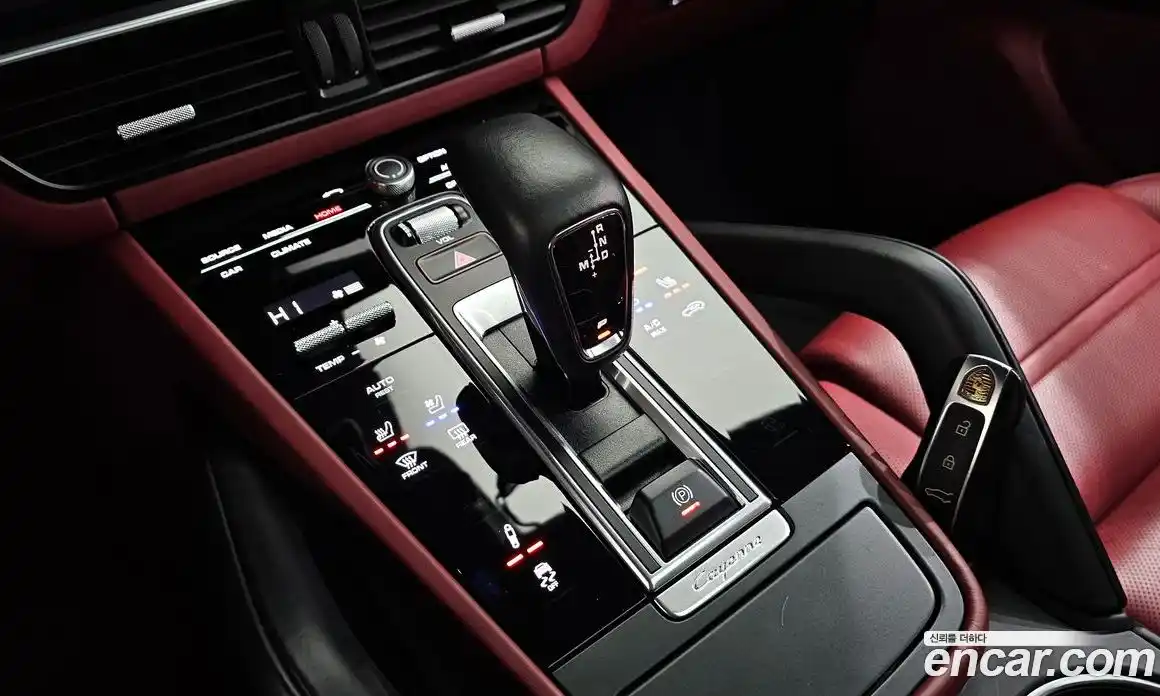 Porsche Cayenne 2022 3.0 Автомат в Москве № 197410, фото 9