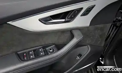 Audi Q7 2022 3.0 Автомат в Москве № 229994, миниатюра 11