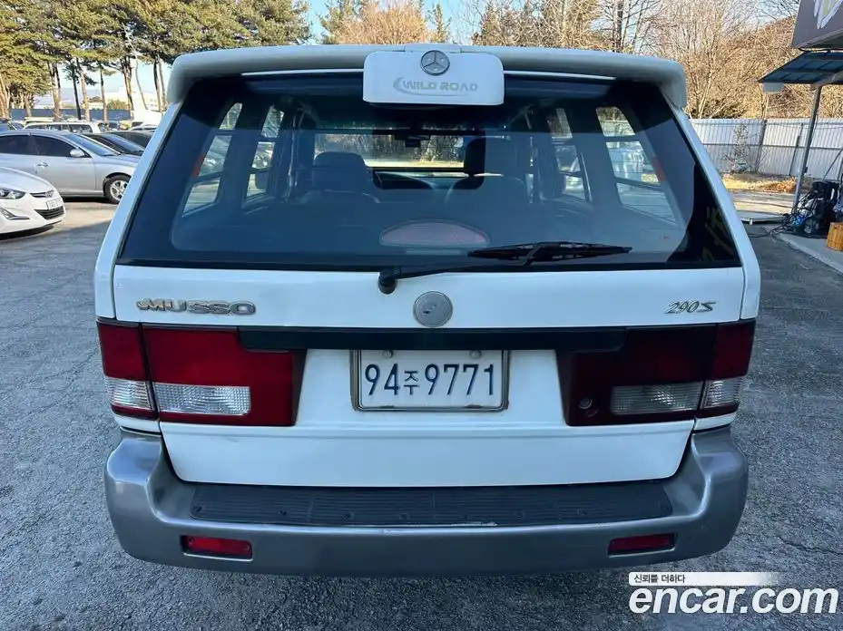 SsangYong Musso 2001 2.9 Автомат в Москве № 36595, фото 4