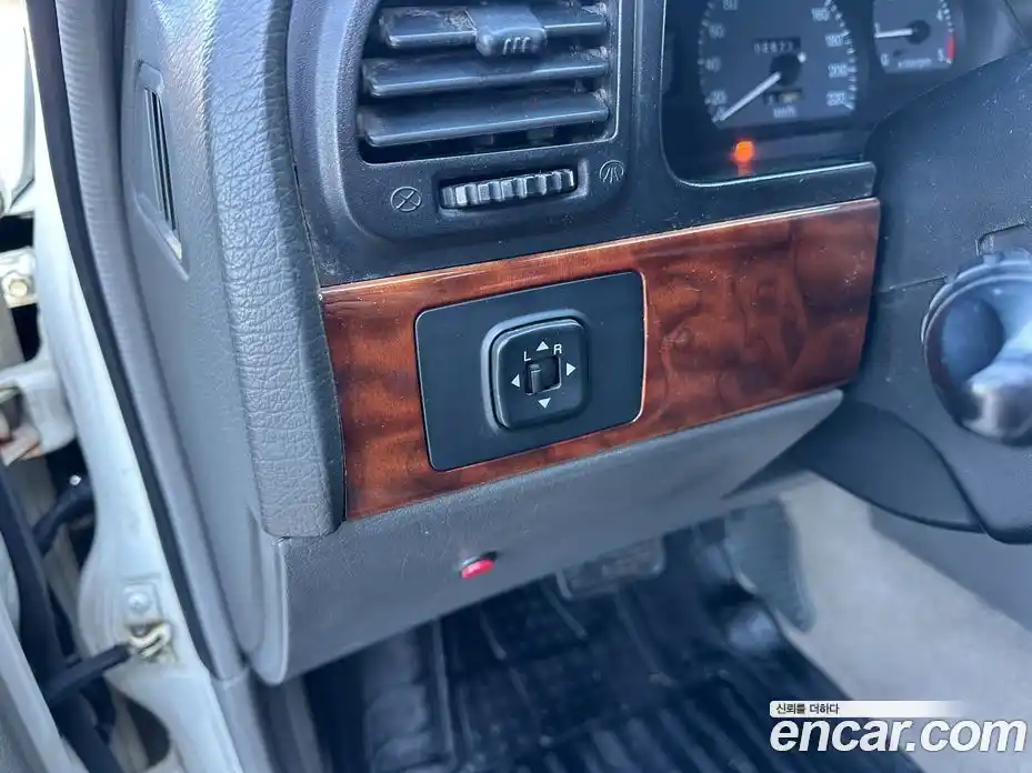 SsangYong Musso 2001 2.9 Автомат в Москве № 36595, фото 8