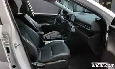 Hyundai Kona 2023 1.6 Автомат в Москве № 796469, миниатюра 10