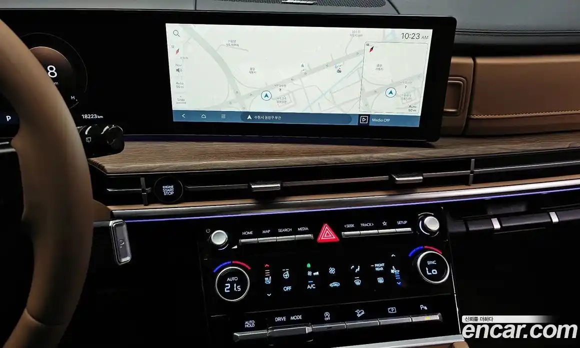 Hyundai Santa Fe 2024 2.5 Автомат в Москве № 796565, фото 13